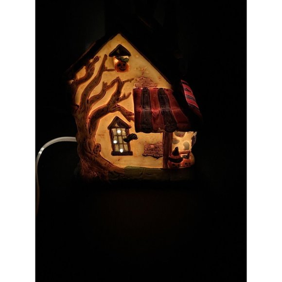 Halloween Harvest Trick or Treat Cafe Lighted Porcelain House - Picture 5 of 16